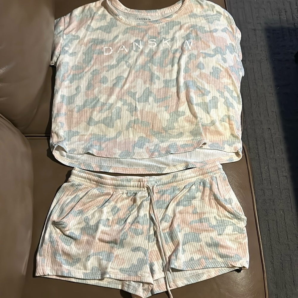 Danskin Lounge Set
